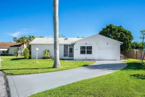 6285 Summer Sky Ln, Greenacres, FL 33463, Sold 03/16/22