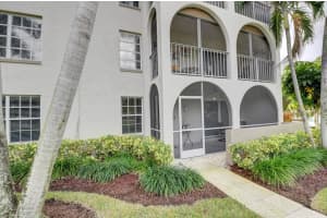 250 NE 20th St, Boca Raton, FL 33431, Sold 01/10/22