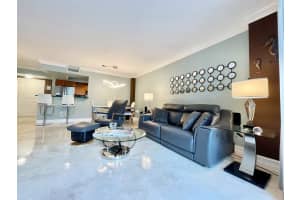 99 SE Mizner Blvd, Boca Raton, FL 33432, Sold 03/07/22