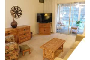 2223 NE 1st Ct, Boynton Beach, FL 33435, Sold 02/10/22