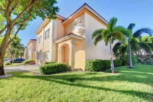 425 Talia Cir, Lake Worth, FL 33461, Sold 01/10/22