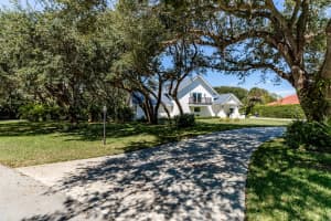 920 Holoma Dr, Indian River Shores, FL 32963, Sold 02/10/22