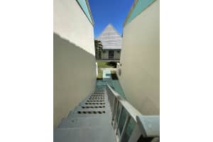 2015 NW 46th Ave APT B203, Lauderhill, FL 33313, Sold 01/14/22