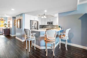 2650 Lake Shore Dr, Riviera Beach, FL 33404, Sold 02/17/22