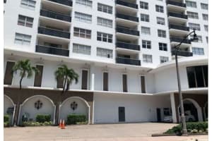 6039 Collins Ave, Miami Beach, FL 33140, Sold 02/17/22