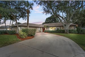 5714 Paleo Pines Cir, Fort Pierce, FL 34951, Sold 01/18/22