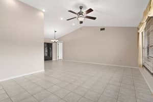5714 Paleo Pines Cir, Fort Pierce, FL 34951, Sold 01/18/22