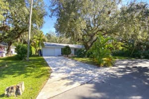 3010 Par Dr, Vero Beach, FL 32960, Sold 03/21/22