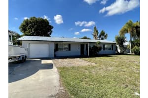 1504 NE 24th St, Jensen Beach, FL 34957, Sold 01/20/22