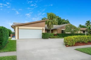 5381 Plains Dr, Lake Worth, FL 33463, Sold 12/30/21
