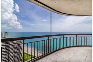 4000 N Ocean Dr, Singer Island, FL 33404, Sold 05/13/22