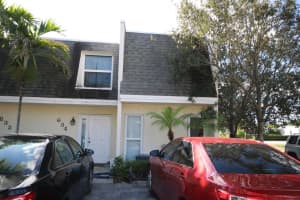 634 SW 1st St, Boynton Beach, FL 33435, Sold 01/14/22