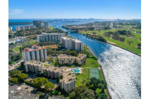 374 Golfview Rd, North Palm Beach, FL 33408, Sold 01/19/22