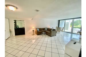 2760 S Ocean Blvd, Palm Beach, FL 33480, Sold 02/18/22