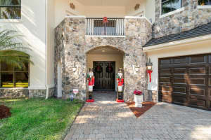 10594 Versailles Blvd, Wellington, FL 33449, Sold 03/21/22