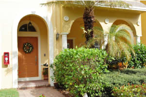 141 Seagrape Dr, Jupiter, FL 33458, Sold 01/06/22