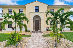 1101 Singer Dr, West Palm Beach, FL 33404, Sold 05/10/22