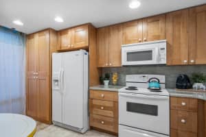 2707 N Ocean Blvd d108, Boca Raton, FL 33431, Sold 01/18/22