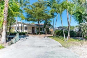 2561 Old Donald Ross Rd, Palm Beach Gardens, FL 33410, Sold 12/30/21