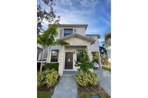 2825 SW 17th Ave, Fort Lauderdale, FL 33315, Sold 02/01/22