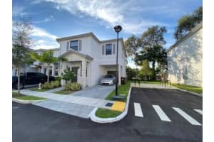 2825 SW 17th Ave, Fort Lauderdale, FL 33315, Sold 02/01/22
