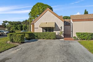 5225 Spice Dr, Palm Beach Gardens, FL 33418, Sold 12/23/21