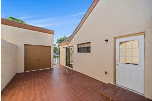 5225 Spice Dr, Palm Beach Gardens, FL 33418, Sold 12/23/21