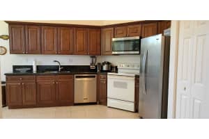 2360 E Aragon Blvd, Sunrise, FL 33313, Sold 02/11/22