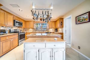 4269 Palo Verde Dr, Boynton Beach, FL 33436, Sold 02/09/22