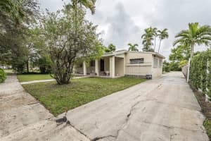 60 Olive Dr, Hialeah, FL 33010, Sold 03/02/22