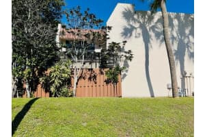 6382 Seven Springs Blvd, Greenacres, FL 33463, Sold 02/24/22