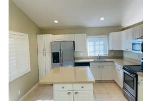 625 Clearbrook Cir E, Delray Beach, FL 33445, Sold 02/07/22