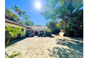 1200 NW 8th St, Boca Raton, FL 33486, Sold 02/04/22