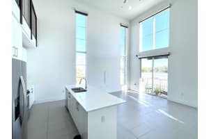 3455 NE 5th Ave, Oakland Park, FL 33334, Sold 01/31/22