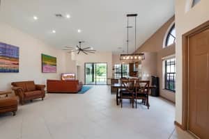 4725 Sherwood Forest Dr, Delray Beach, FL 33445, Sold 12/30/21