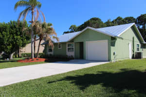 4130 SE Peppertree St, Stuart, FL 34997, Sold 01/13/22