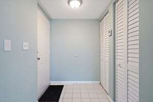 284 Village Blvd, Tequesta, FL 33469, Sold 01/12/22