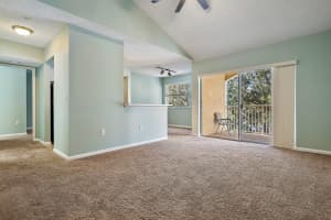 284 Village Blvd, Tequesta, FL 33469, Sold 01/12/22