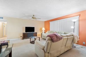 5265 NW 3rd St, Delray Beach, FL 33445, Sold 02/25/22