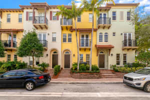 61 Via Floresta Dr, Boca Raton, FL 33487, Sold 02/22/22