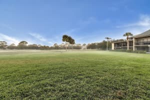 9450 Meadowood Dr, Fort Pierce, FL 34951, Sold 01/10/22