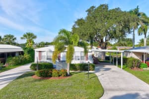 151 SE Paradise Pl, Stuart, FL 34997, Sold 05/10/22