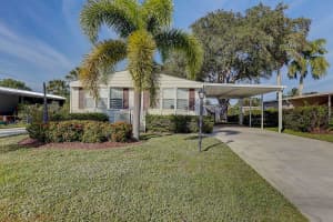151 SE Paradise Pl, Stuart, FL 34997, Sold 05/10/22