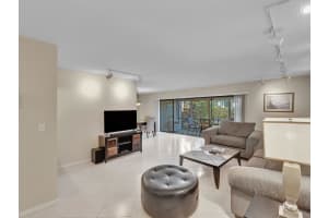 22055 Cocoa Palm Way, Boca Raton, FL 33433, Sold 04/18/22