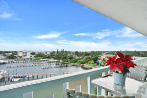 231 E Lantana Rd, Lantana, FL 33462, Sold 03/11/22