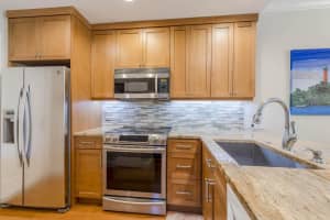 20 Laurel Oaks Cir, Jupiter, FL 33469, Sold 01/07/22