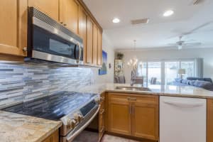 20 Laurel Oaks Cir, Jupiter, FL 33469, Sold 01/07/22