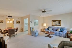 700 Village Green Ct, Palm Springs, FL 33461, Sold 12/29/21