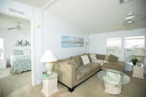 809 Oriole Cir, Sebastian, FL 32976, Sold 03/10/22