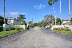 1514 N Lawnwood Cir, Fort Pierce, FL 34950, Sold 02/18/22